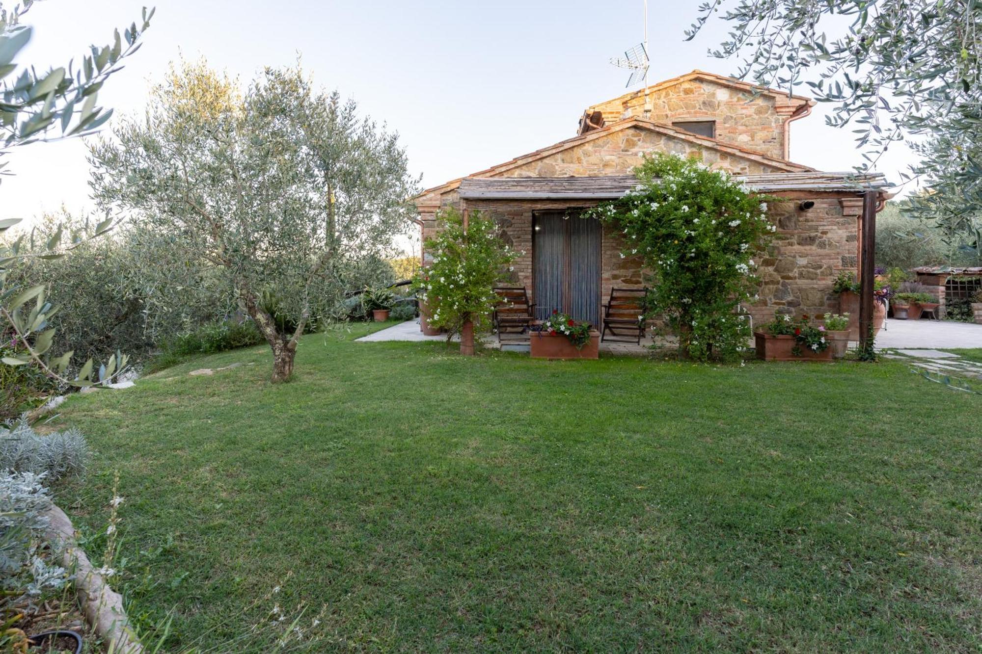 Il Poggio Dell'Eremita Appartement Rigomagno Buitenkant foto